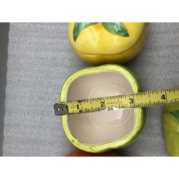 3 COLORFUL MINI CONDIMENT PEPPER SHAPED SERVING BOWLS w/LIDS (has chip) READ - Picture 9 of 10